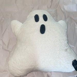 COPY - COPY - Ghost Pillow Target NWT Viral Tik Tok